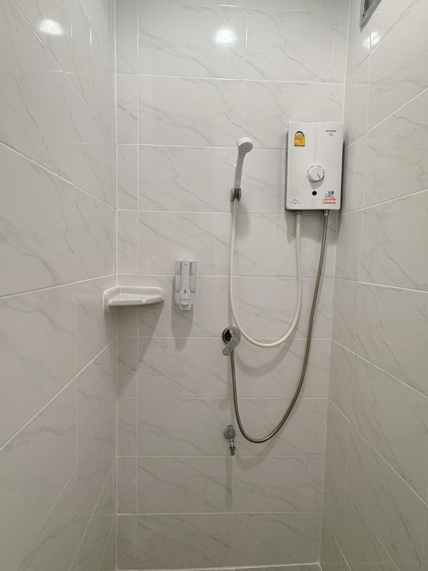 Tokyo Hotel Nakhonratchasima Zewnętrze zdjęcie